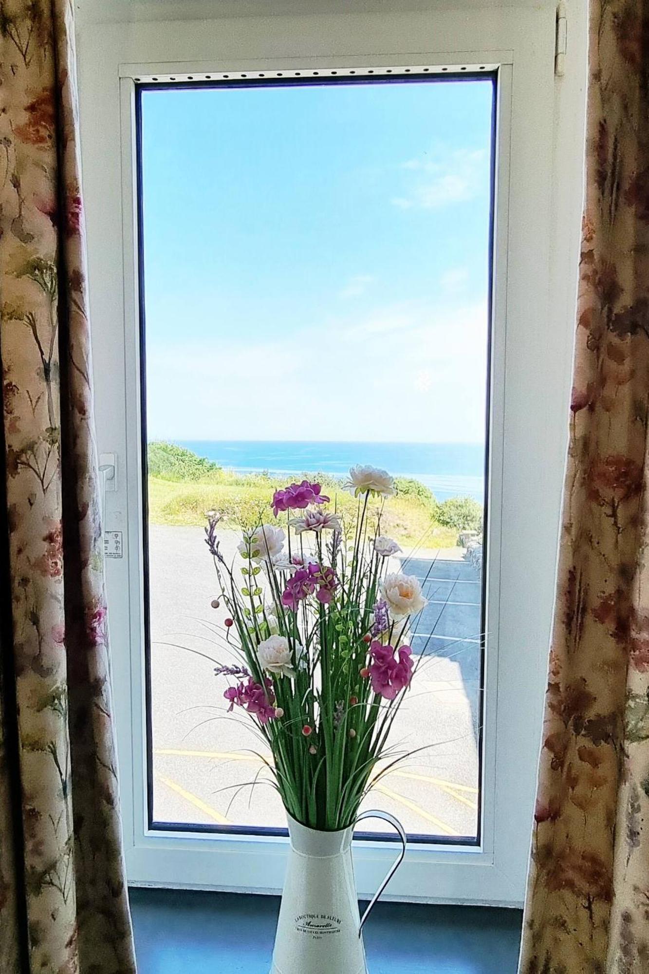 Willa Journeys End With Stunning Sea Views From The Headland Coverack Zewnętrze zdjęcie