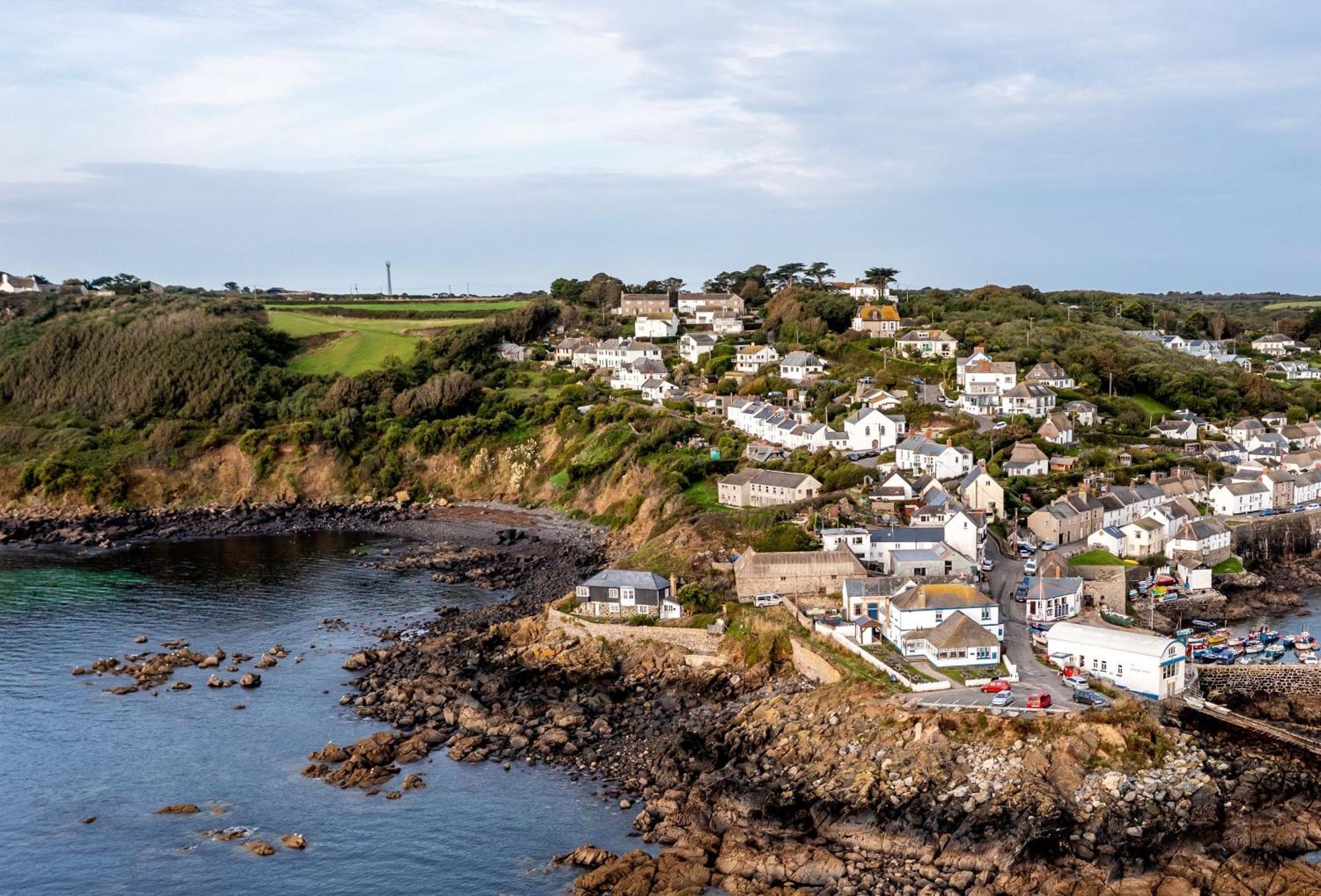 Willa Journeys End With Stunning Sea Views From The Headland Coverack Zewnętrze zdjęcie